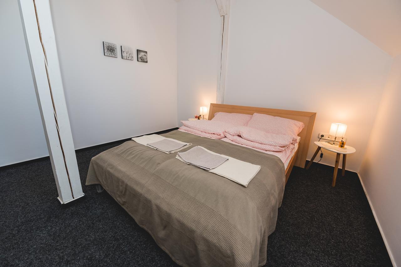 Terra Apartment Satu Mare Eksteriør bilde